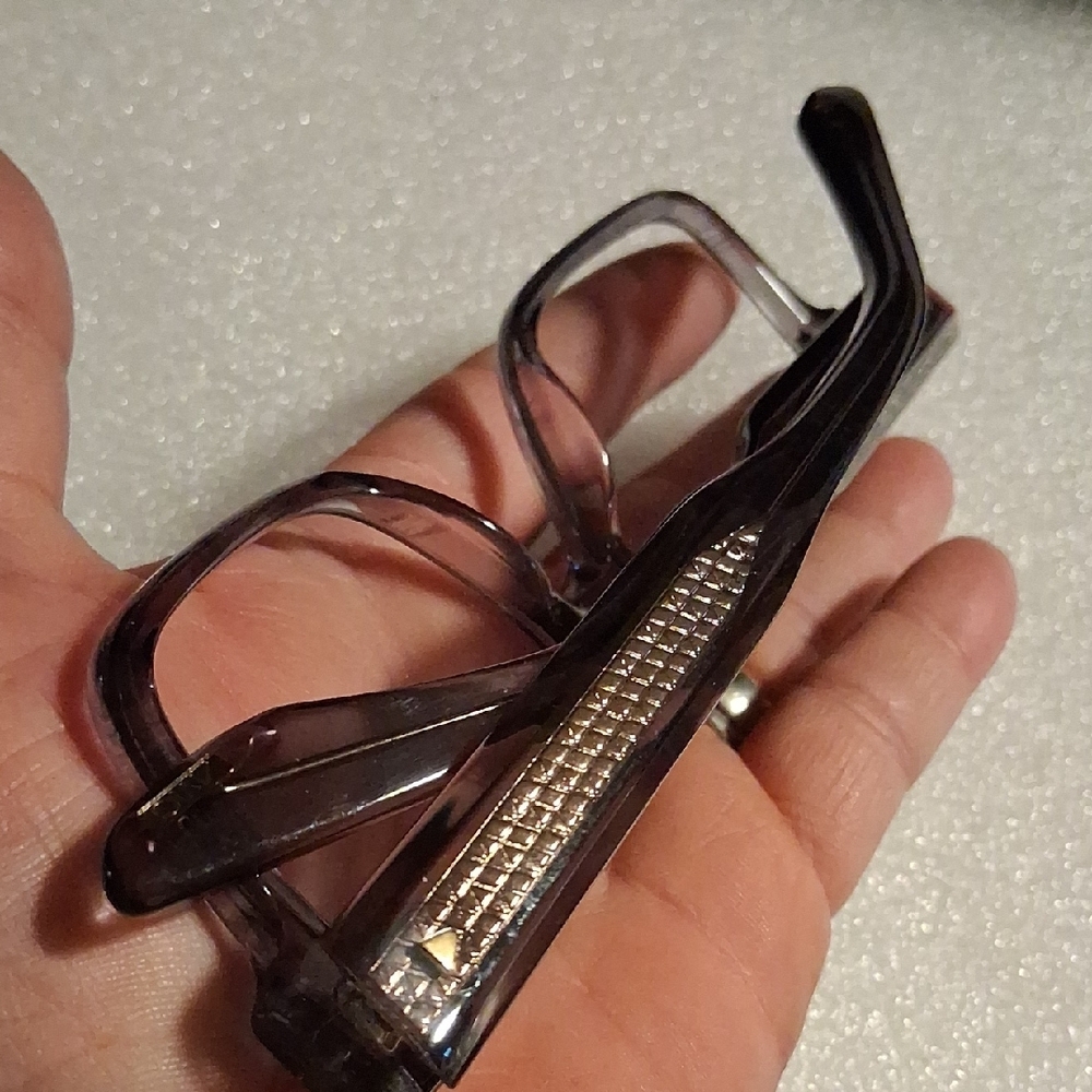 Modern Gray And Black Rectangular Glasses - image 7